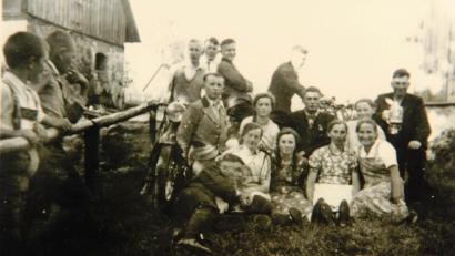 Bild: Richard Fuchs
Schon 1938 hielt die Betzenberger Dorfjugend zusammen.