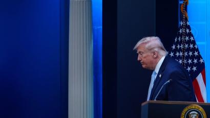 Bild: Julia Demaree Nikhinson/AP/dpa
US-Präsident Donald Trump verkauft die Einigung als Erfolg für die Vereinigten Staaten - aber wie geht es jetzt weiter?