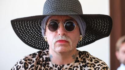 Bild: Sebastian Willnow/dpa
Die Polizei hat Rechtsextremistin Marla Svenja Liebich festgenommen. (Archivbild)