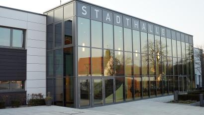 Bild: jma
In der neuen Stadthalle in Grafenwöhr sind das Mehrgenerationenhaus und das Quartiersmanagement untergebracht. Die Jahresbilanz fiel positiv aus.