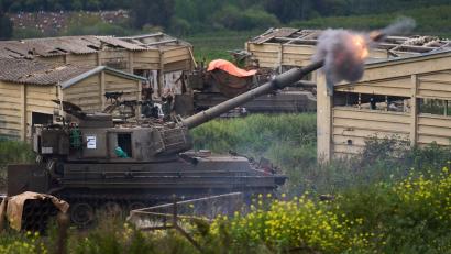 Bild: Ariel Schalit/AP/dpa
Die fortgesetzten Angriffe Israels auf den Libanon belasten die Waffenruhe im Iran-Krieg.