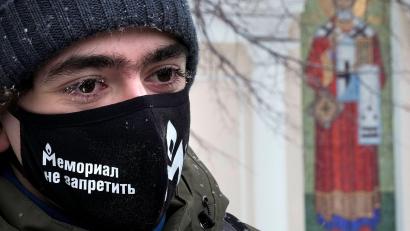 Bild: Alexander Zemlianichenko/AP/dpa
Memorial hat in Russland immer noch viele Unterstützer. (Archivbild)