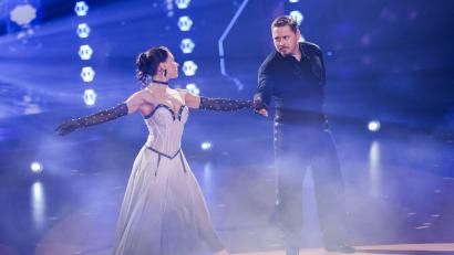 Archivbild: Rolf Vennenbernd/dpa
Gustav Schäfer schwingt bei RTL mit Anastasia Maruster das Tanzbein.