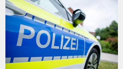 Bild: Hauke-Christian Dittrich/dpa
Nach einer erfundenen Sexualstraftat in Regensburg muss eine 22-Jährige nun eine Geldstrafe in Höhe von drei Monatsgehältern zahlen. (Symbolbild)