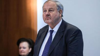 Bild: Oliver Berg/dpa
Hanno Berger im Bonner Strafprozess 2022.