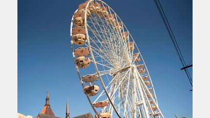 Bild: Frank Hormann/dpa
Die Volksfestsaison beginnt traditionell vielerorts rund um Ostern. (Archivbild)