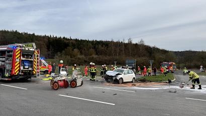 Bild: Jürgen Leißner
Zwei PKW kollidierten auf der B85 bei Königstein.