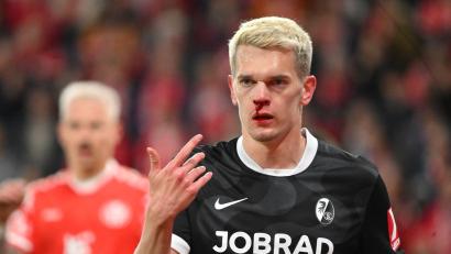 Bild: Torsten Silz/dpa
Musste immer wieder behandelt werden: Matthias Ginter.