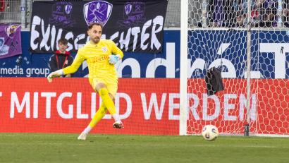 Bild: Sascha Janne
Felix Gebhardt (Szene aus dem Spiel gegen Aue) zeigte gegen 1860 eine starke Leistung, hielt auch einen Elfmeter.