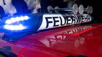 Symbolbild: Sven Hoppe/dpa
170 Heuballen haben bei dem Feuer gebrannt.