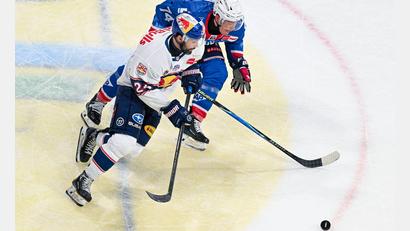 Bild: Uwe Anspach/dpa
Im vierten Halbfinal gelang München gegen Mannheim der erste Sieg (Archivbild).