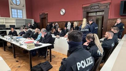 Archivbild: Stephan Huber
Der Prozess gegen eine mutmaßliche Drogenbande geht weiter. Aktuell werden Telefongespräche akribisch übersetzt.