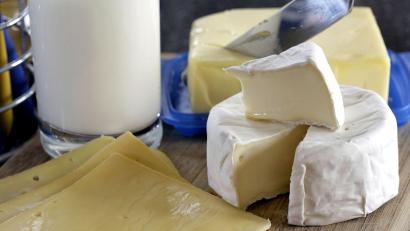 Bild: picture alliance / dpa
Milchprodukte stehen in Deutschland nach wie vor häufig auf dem Frühstücktisch. (Archivbild)