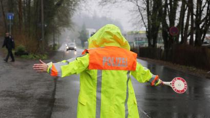 Bild: Bodo Schackow/dpa
Laut ADAC steht der Schwerpunkttag des sogenannten Blitzermarathons an.