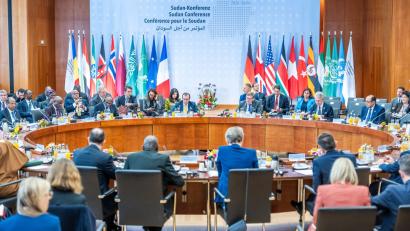 Bild: Michael Kappeler/dpa
Auf der dritten internationalen Sudan-Konferenz geht es unter anderem um Zusagen für die Finanzierung humanitärer Hilfe.