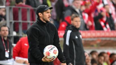 Bild: Torsten Silz/dpa
Julian Schuster peilt mit dem SC Freiburg das Weiterkommen an. (Archivbild)