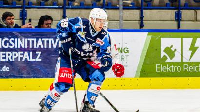 Archivbild: Elke Englmaier
Spielt künftig für die Eisbären Regensburg: Tyler Ward.