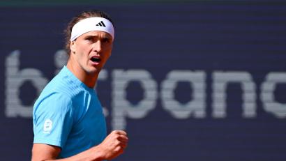 Bild: Sven Hoppe/dpa
Alexander Zverev jubelt über den Einzug ins Viertelfinale.