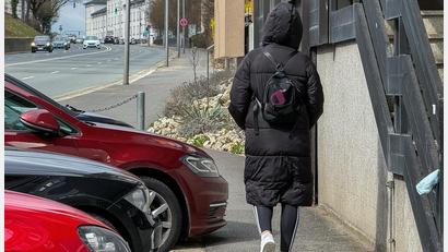 Bild: Stephan Huber
Um diese Engstelle vor dem ehemaligen Josefshaus in Amberg drehte sich am Mittwoch die Diskussion im Amberger Bauausschuss.