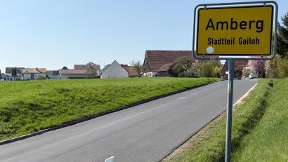 Bild: Petra Hartl
Auf der Fläche links am Ortseingang von Gailoh soll ein neues Baugebiet entstehen.