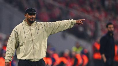 Bild: Tom Weller/dpa
Vincent Kompany will auch bei einer Meisterentscheidung am Sonntagabend nur verhalten feiern.