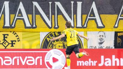 Bild: Sascha Janne
Mika Schroers setzte mit dem 3:1 für Aachen den Schlusspunkt in Regensburg.