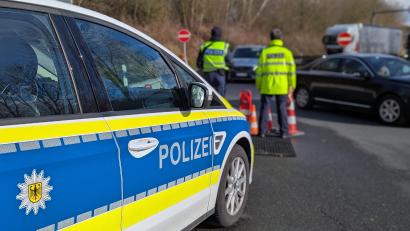 Symbolbild: Bundespolizei
Die Bundespolizei Waidhaus hat am Wochenende bei Grenzkontrollen auf der A6 sechs Haftbefehle vollstreckt.
