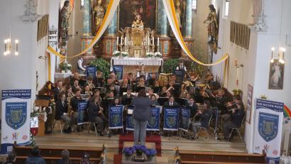 Bild: mfh
Das Konzert der Werkvolkkapelle Schlicht in der St.-Georgs-Kirche war ein fulminanter Auftakt in das Jubiläumsjahr.