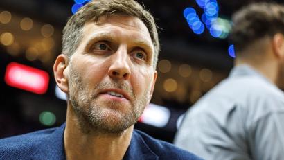 Bild: Andreas Gora/dpa
Dirk Nowitzki wird in die Fiba Hall of Fame aufgenommen. (Archivbild)