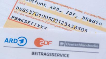 Bild: Sebastian Kahnert/dpa
Ist die Berichterstattung der Öffentlich-Rechtlichen grob einseitig? (Symbolbild)