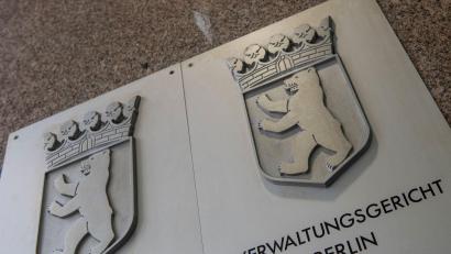 Bild: Paul Zinken/dpa
Das Verwaltungsgericht hat die Klage aus formellen Gründen abgewiesen. (Symbolbild)