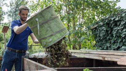 Symbolbild: Christin Klose/dpa-tmn
Der Frühling ist die perfekte Zeit, um einen Kompost anzulegen.