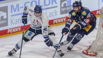 Bild: Andreas Gora/dpa
Marcel Brandt (l.) trägt auch künftig das Trikot der Straubing Tigers. (Archivbild)