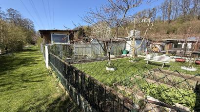 Bild: Gabi Schönberger
Die Gartenoasen bei der Alten Schießstätte in Neustadt stehen im Überschwemmungsgebiet der Waldnaab. Nach der Kündigung der Pachtverträge hoffen die Besitzer auf eine Lösung, die nicht das Ende ihrer Aktivitäten bedeutet.