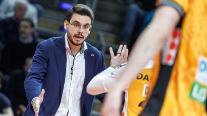 Bild: Andreas Gora/dpa
Alexandre Leal führt die BR Volleys nicht mehr durch die Playoffs. (Archivbild)