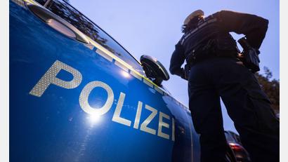 Symbolbild: Marijan Murat/dpa
Die Schwandorfer Polizei ermittelt wegen Unfallflucht.