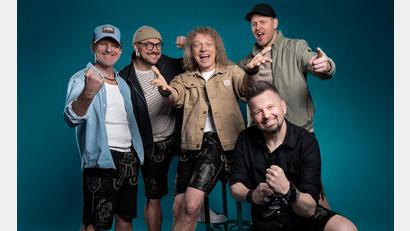 Bild: Daniel Raps
So sehen (Bierzelt-)Legenden aus: Mit ihren neusten Song schüren die Troglauer die Vorfreude auf die anstehende Volksfestsaison.