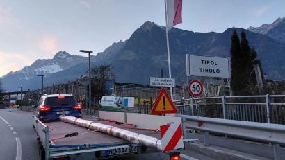 Bild: Dötterl
Auf der Brennerautobahn ging es für den ehemaligen Weidener Maibaum Richtung Süden.