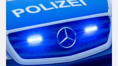 Bild: Jens Büttner/dpa
Ein plötzlicher Eisregen hat auf der A9 für eine Unfallserie gesorgt. (Symbolbild)