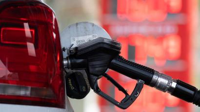 Bild: Sebastian Kahnert/dpa
Der Tankrabatt kommt. (Symbolbild)