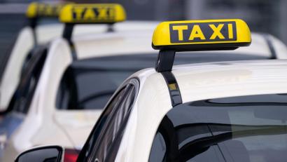 Bild: Sven Hoppe/dpa
Für das Taxigewerbe sind Uber & Co. eine Bedrohung. (Symbolbild)