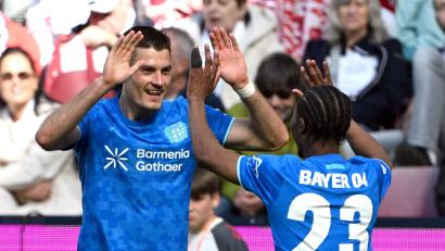 Bild: Federico Gambarini/dpa
Patrik Schick jubelt über sein Tor zum 2:0.