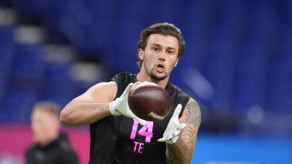 Bild: Michael Conroy/AP/dpa
Tight End Marlin Klein wurde von den Houston Texans im NFL-Draft bereits in der zweiten Runde ausgewählt. (Archivbild)