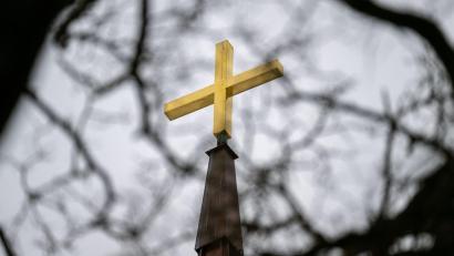Bild: Pia Bayer/dpa/dpa-tmn
Das Landeskomitee der Katholiken in Bayern warnt vor einer Vereinnahmung des Christentums durch die AfD. (Symbolbild)