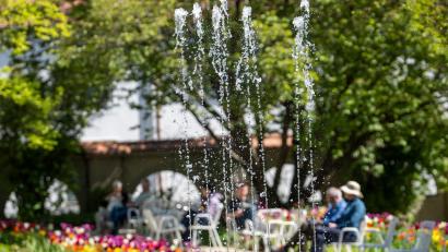 Bild: Stefan Puchner/dpa
Zum Wochenstart bleibt es im ganzen Freistaat sonnig und warm.
