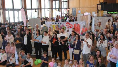 Bild: Konrad Rosner
Die Vorführungen auf der Bühne fanden viel Aufmerksamkeit.