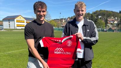 Bild: TSV Tännesberg
Luis Kneissl (links) verstärkt den TSV Tännesberg.
