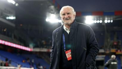 Bild: Christian Charisius/dpa
Ein Last-Minute-Tor verbindet Rudi Völler bis heute besonders mit einem Ex-Mitspieler. (Archivbild)