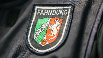 Bild: Oliver Berg/dpa
Steuerfahnder gehen gegen Briefkastenfirmen in Steueroasen vor (Symbolbild)