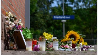 Bild: Swen Pförtner/dpa
Nach dem mutmaßlich tödlichen Stoß am Bahnhof von Friedland soll in Göttingen ein Urteil fallen. (Archivbild)